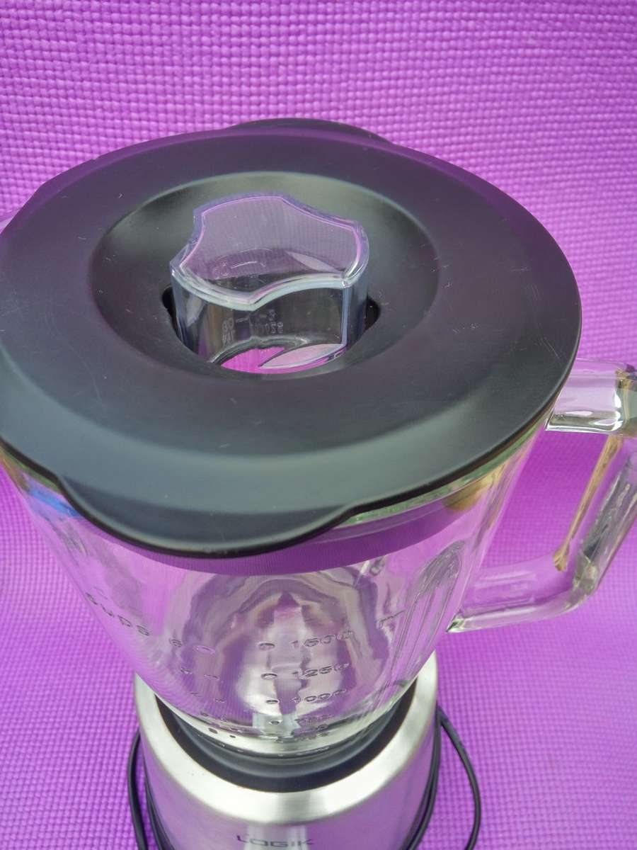 Blenders Logik Glass Blender 1.5 litre Jug with 2 Spees and a Pulse
